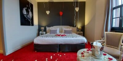 Romantic room